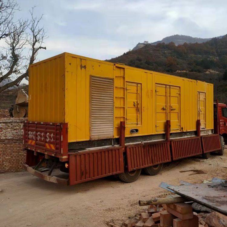 洪山200kW 发电机组在带电阻性负载时，输出功率会受到哪些因素的影响？